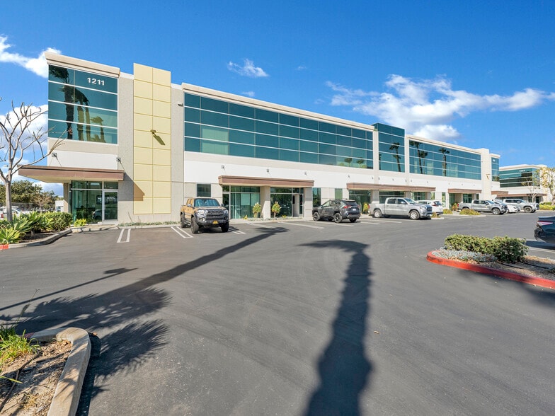 More Photos Of 1211 Flynn Rd, Camarillo Warehouse For Sale