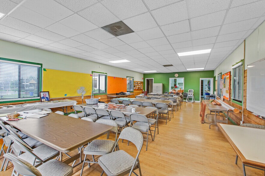 More Photos Of 16248 Carolyn St, San Leandro Religious Facility For Sale