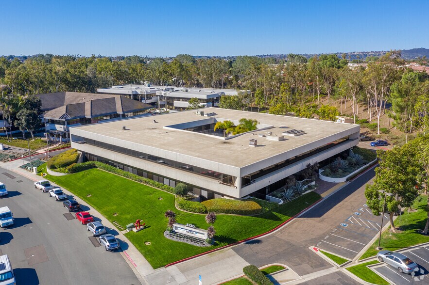 More Photos Of 5120 Shoreham Pl, San Diego Office For Sale