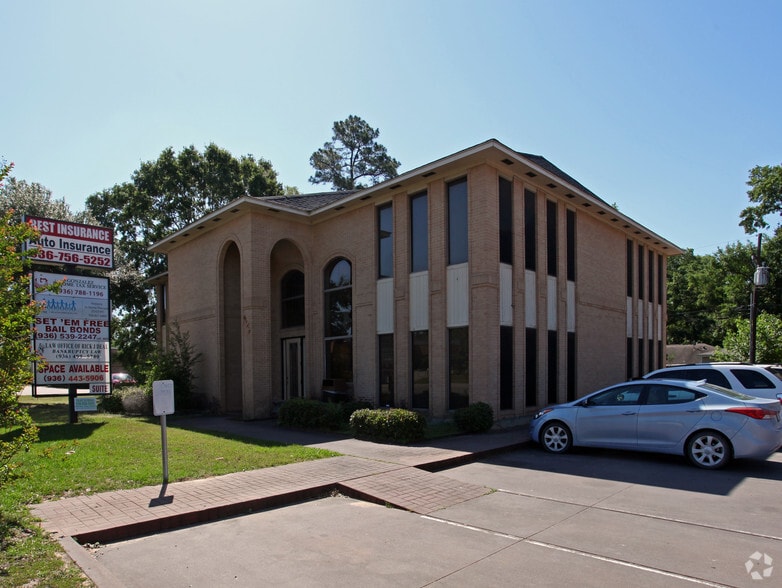 Primary Photo Of 409 N Loop 336 W, Conroe Office For Lease