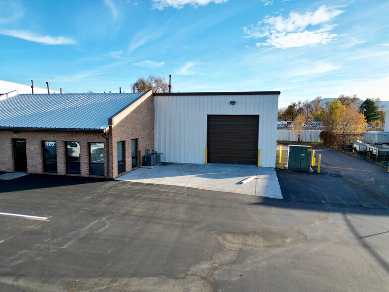 More Photos Of 125-155 Mount View Ln, Colorado Springs Distribution For Lease