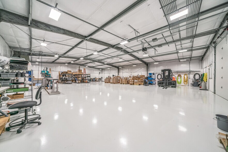 More Photos Of 340 Beaty Swamp Rd, Monroe Manufacturing For Sale
