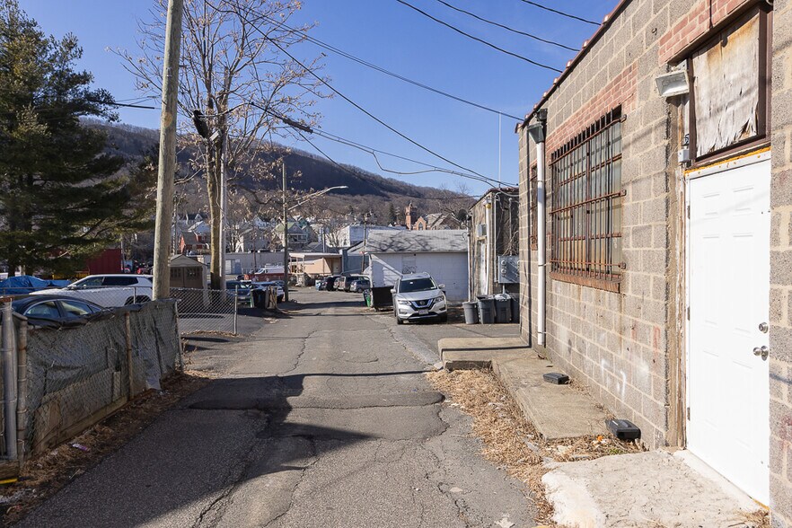 More Photos Of 7 New Main St, Haverstraw Storefront Retail Residential For Sale