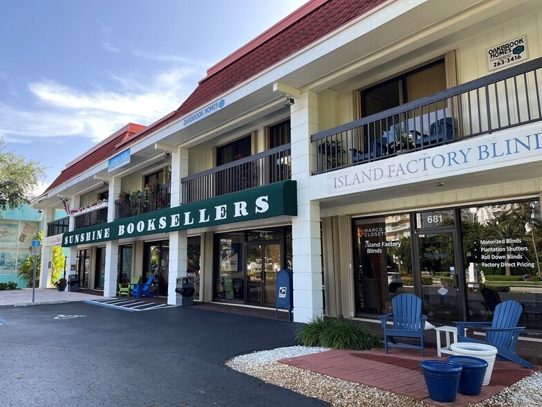 More Photos Of 673-689 S Collier Blvd, Marco Island Storefront Retail Office For Lease