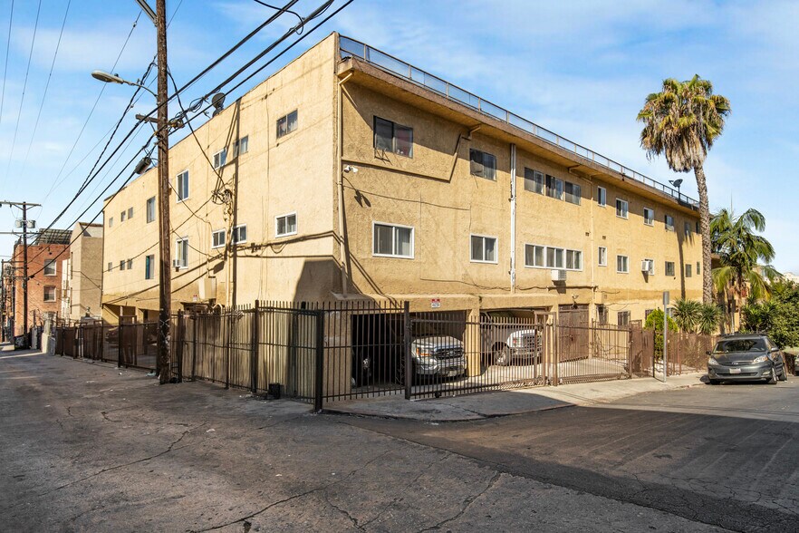 More Photos Of 400 S Westlake Ave, Los Angeles Apartments For Sale