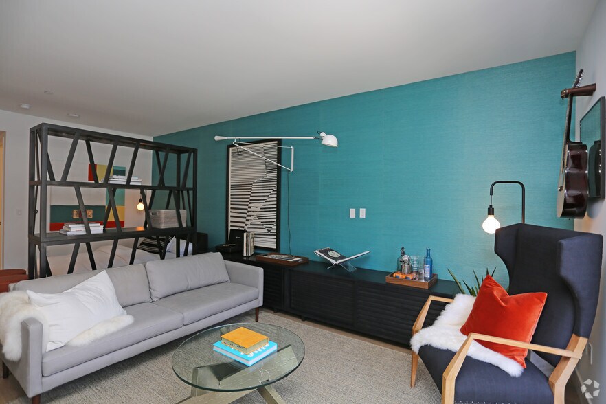 More Photos Of 1501 Island Ave, San Diego Apartments For Lease