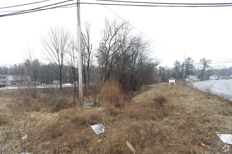 Primary Photo Of 132 Rockingham Rd, Londonderry Land For Lease