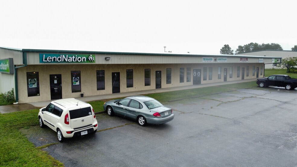 More Photos Of 1591 N Highway 63, Houston General Retail For Sale