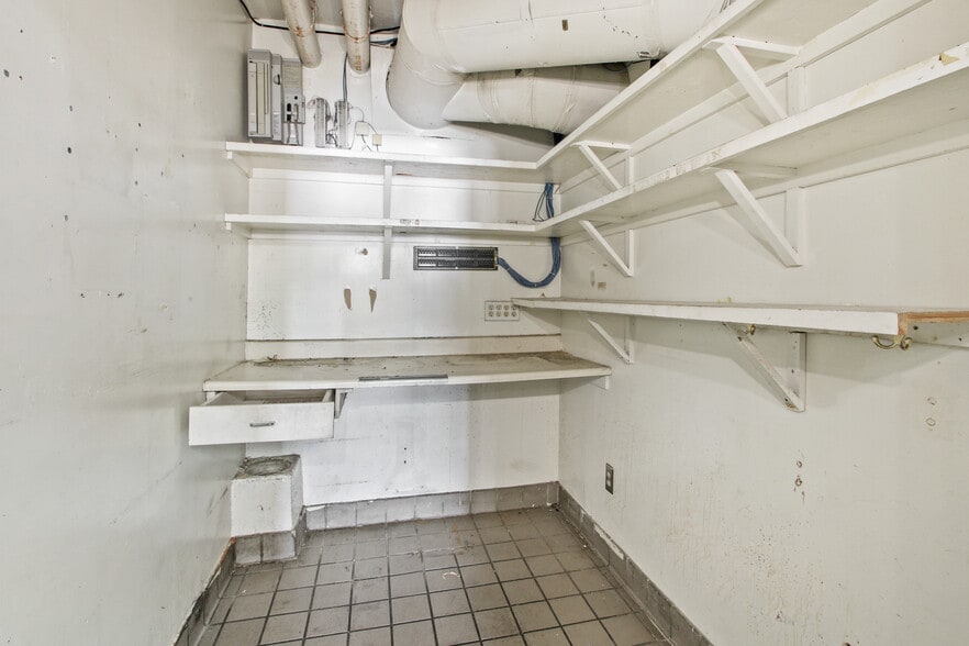 More Photos Of 601 W 5th St, Los Angeles Office For Lease