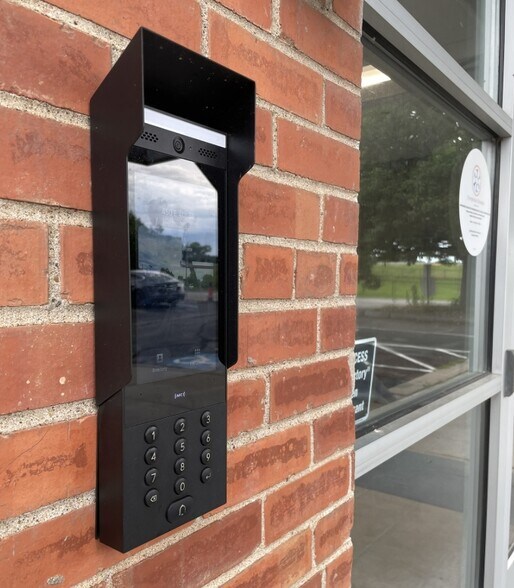 More Photos Of 450 E 4th St, Kansas City Office For Lease