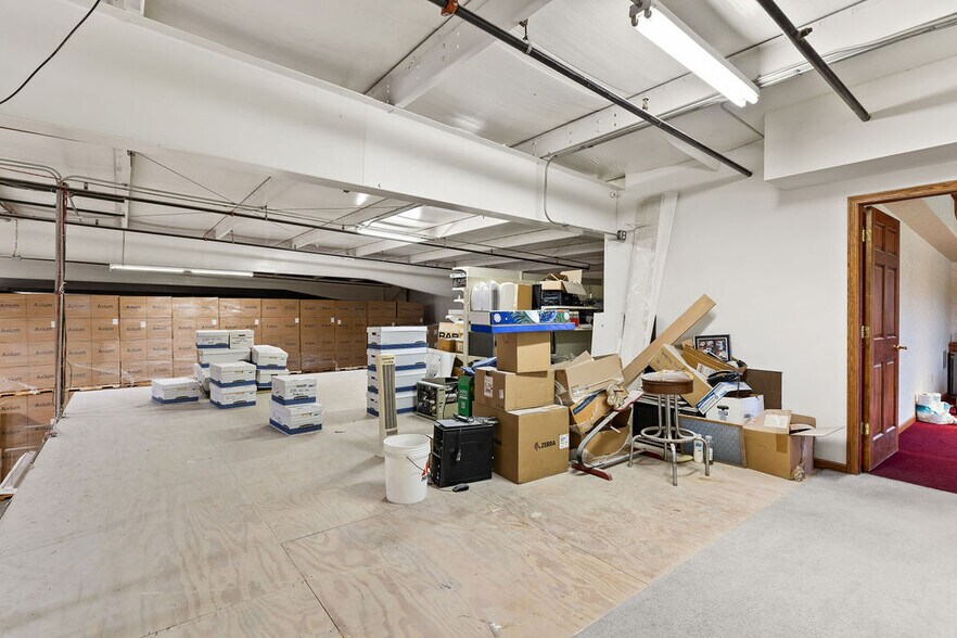 More Photos Of 2000 Ashley Rd, Morris Manufacturing For Lease