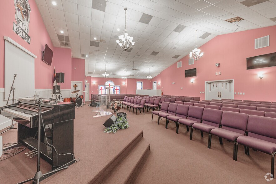 More Photos Of 835 Magnolia Rd, Charleston Religious Facility For Sale