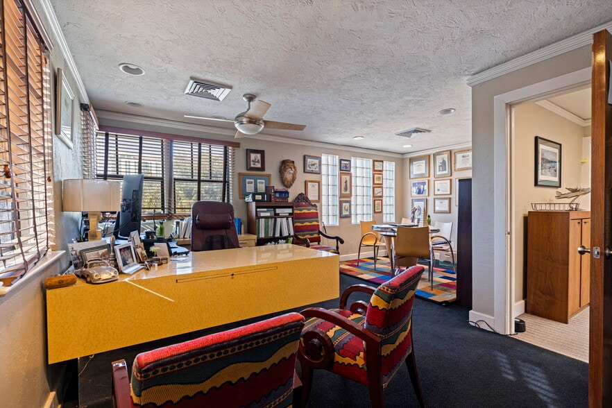 More Photos Of 721 1st Ave N, Saint Petersburg Office For Sale
