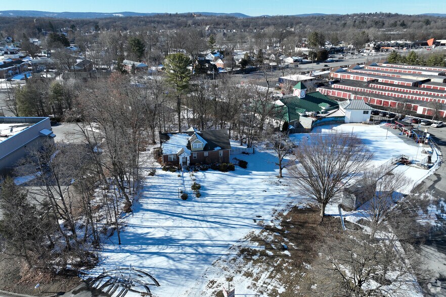 More Photos Of 11 New Hackensack Rd, Wappingers Falls Freestanding For Sale