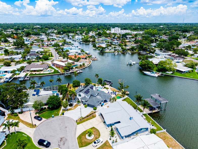 More Photos Of 4124 Harbor Cir S, Largo Specialty For Sale