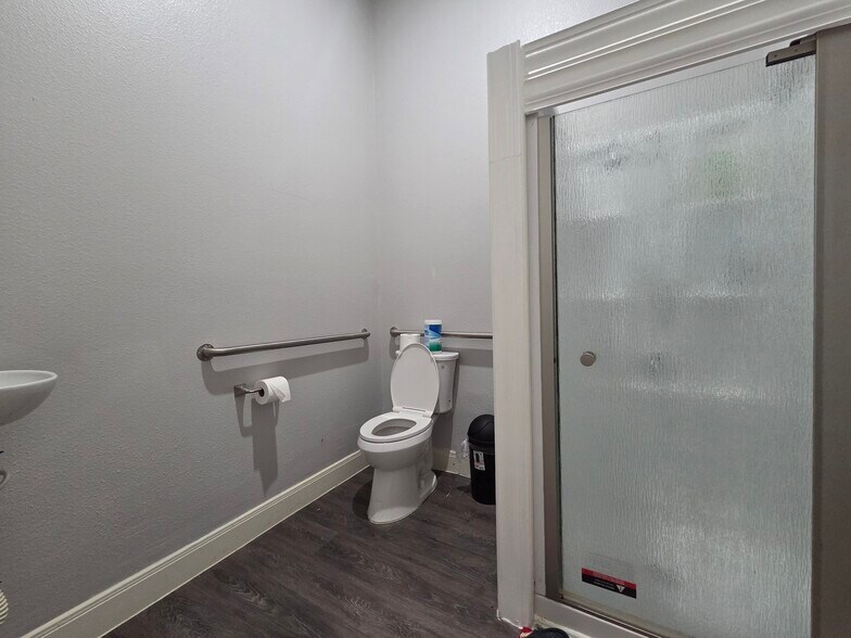 More Photos Of 350 Nursery Rd, Spring Loft Creative Space For Sale