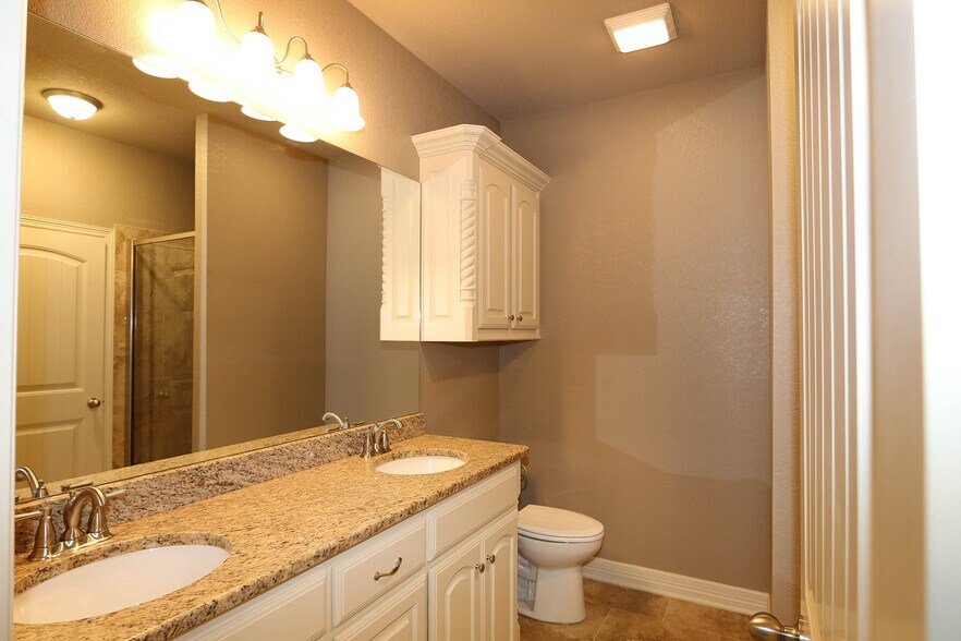More Photos Of 15542 County Road 178, Tyler Apartments For Sale