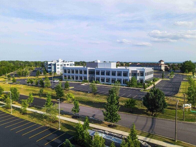 More Photos Of 600 Airborne Pky, Cheektowaga Unknown For Lease