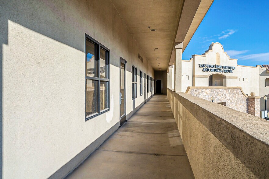 More Photos Of 7175 N Durango Dr, Las Vegas Medical For Lease