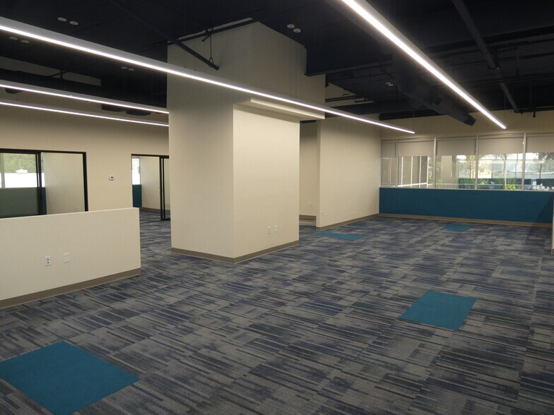 More Photos Of 6100-6120 San Fernando Rd, Glendale Office For Sale