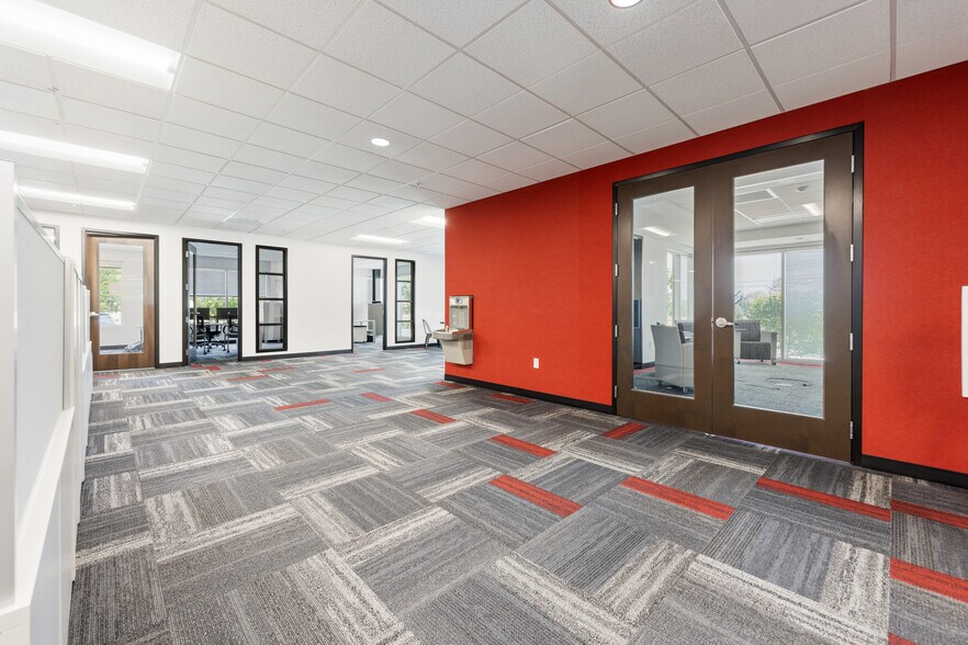More Photos Of 160 New Britain Blvd, Chalfont Office For Sale