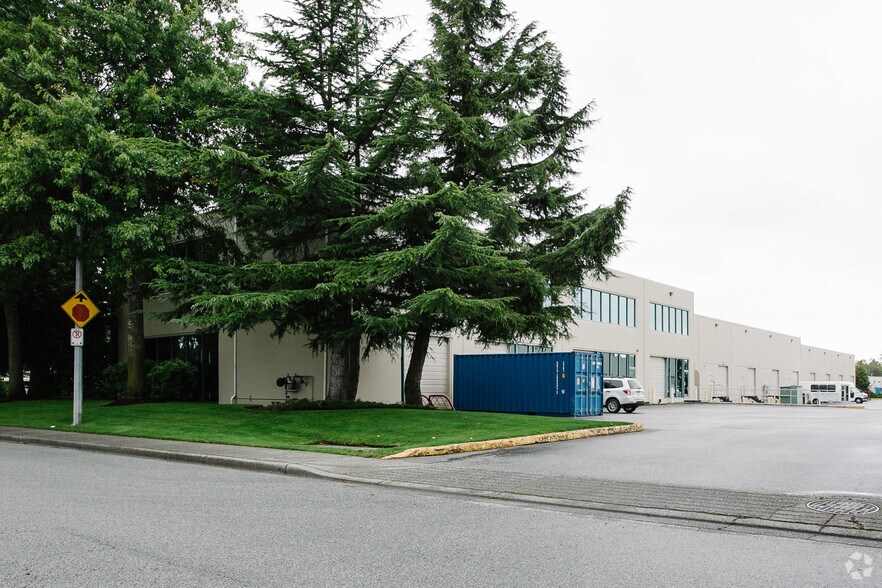 More Photos Of 11780 Hammersmith Way, Richmond Light Distribution For Lease