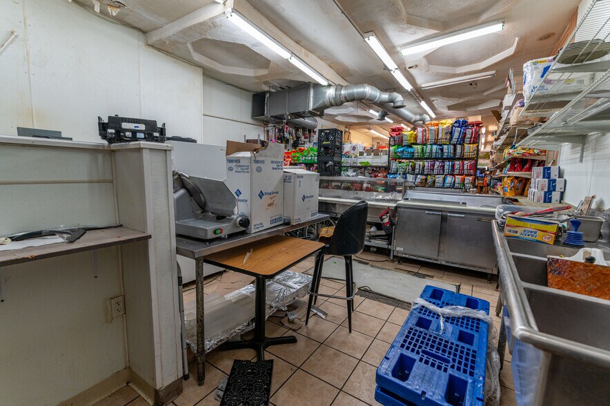 More Photos Of 1015 W Hamilton St, Allentown Multifamily For Sale