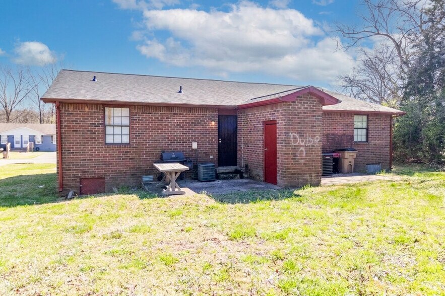 More Photos Of , Nashville Multifamily For Sale