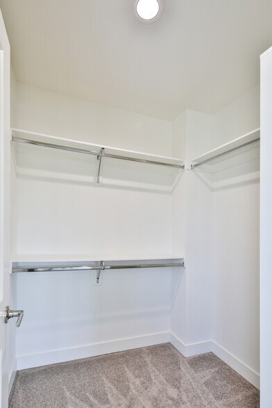 More Photos Of 6836 Whitman Ave, Van Nuys Multifamily For Sale