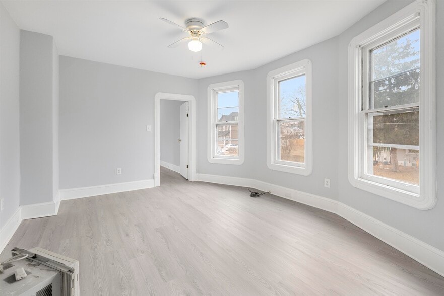 More Photos Of 7504 Zimmerman Ave, Pennsauken Apartments For Sale