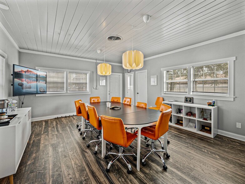 More Photos Of 4410 S Florida Ct, Lakeland Loft Creative Space For Sale