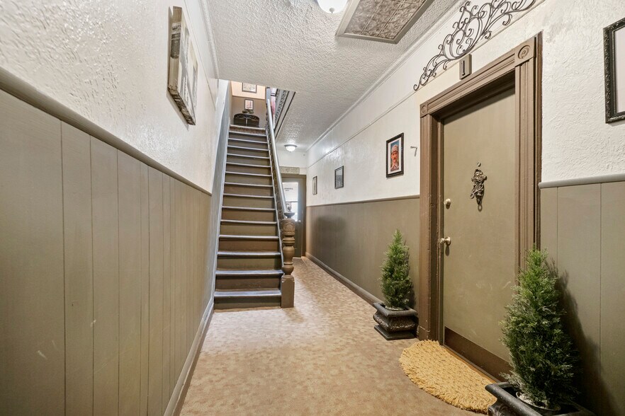 More Photos Of 7601 5th Ave, Brooklyn Storefront Retail Residential For Sale