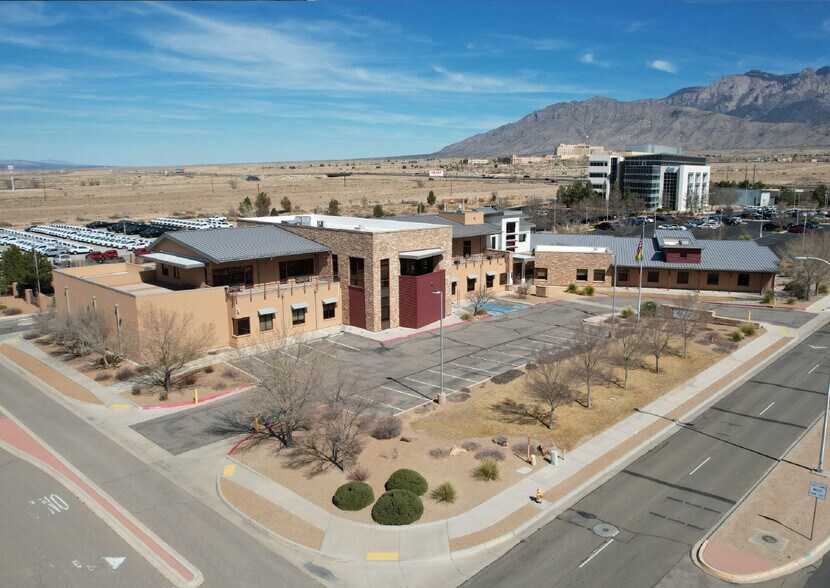 More Photos Of 5651 Balloon Fiesta Pky NE, Albuquerque Office For Lease