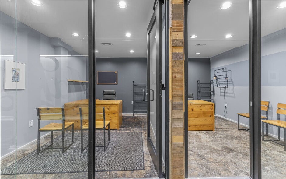 More Photos Of 211 W Freemason St, Norfolk Office Residential For Sale
