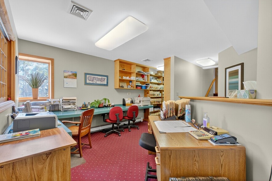 More Photos Of 2 Renee Gate St, Cortlandt Manor Office For Sale