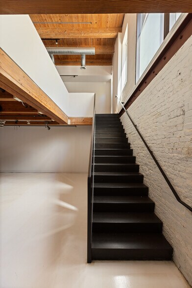 More Photos Of 134-136 Baxter St, New York Apartments For Sale