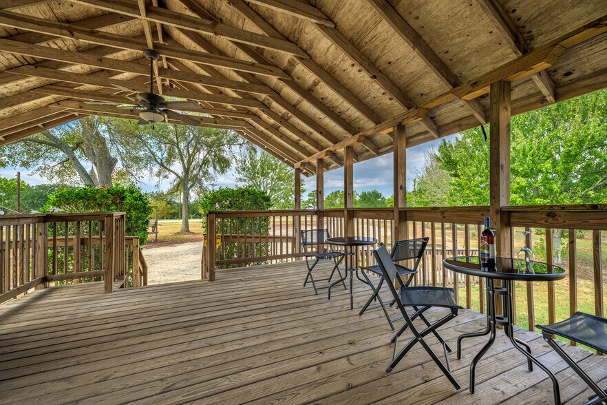 More Photos Of 1441 Salem Rd, Brenham Specialty For Sale