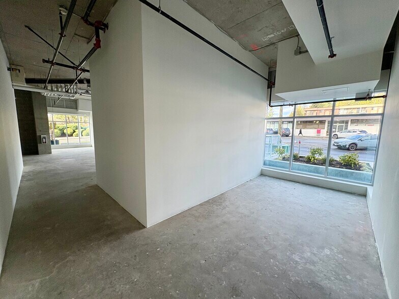More Photos Of 1030 Ridgeway Av, Coquitlam Apartments For Lease