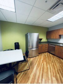More Photos Of 9300 Shelbyville Rd, Louisville Office For Lease