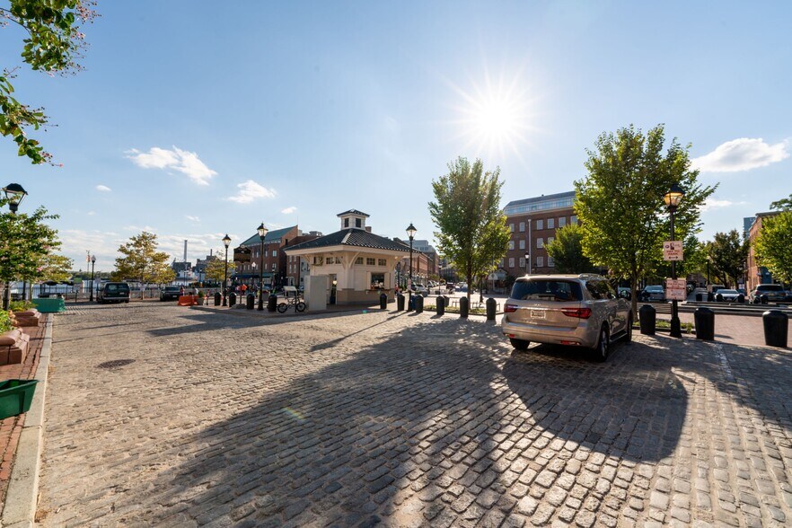 More Photos Of 813 S Broadway, Baltimore Storefront Retail Residential For Lease