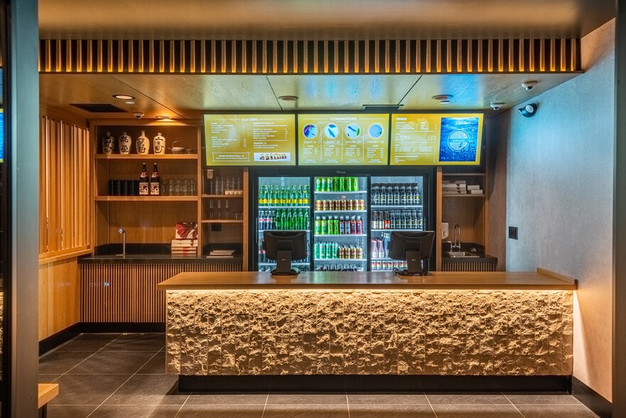 More Photos Of 3919 W Riverside Dr, Burbank Freestanding For Lease