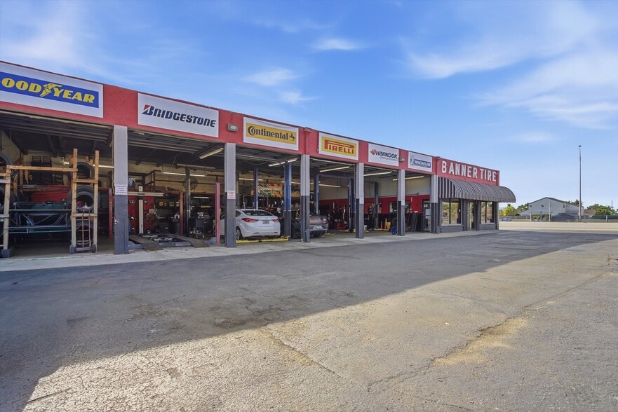 More Photos Of 8730 SW 8th St, Miami Auto Repair For Sale