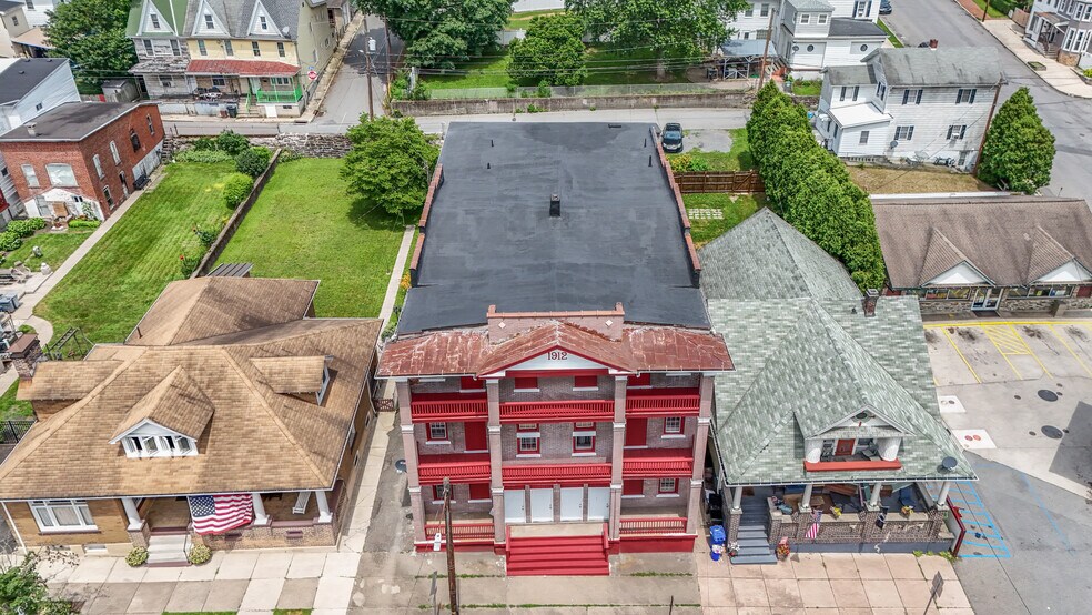 More Photos Of 409 W Broad St, Tamaqua Apartments For Sale