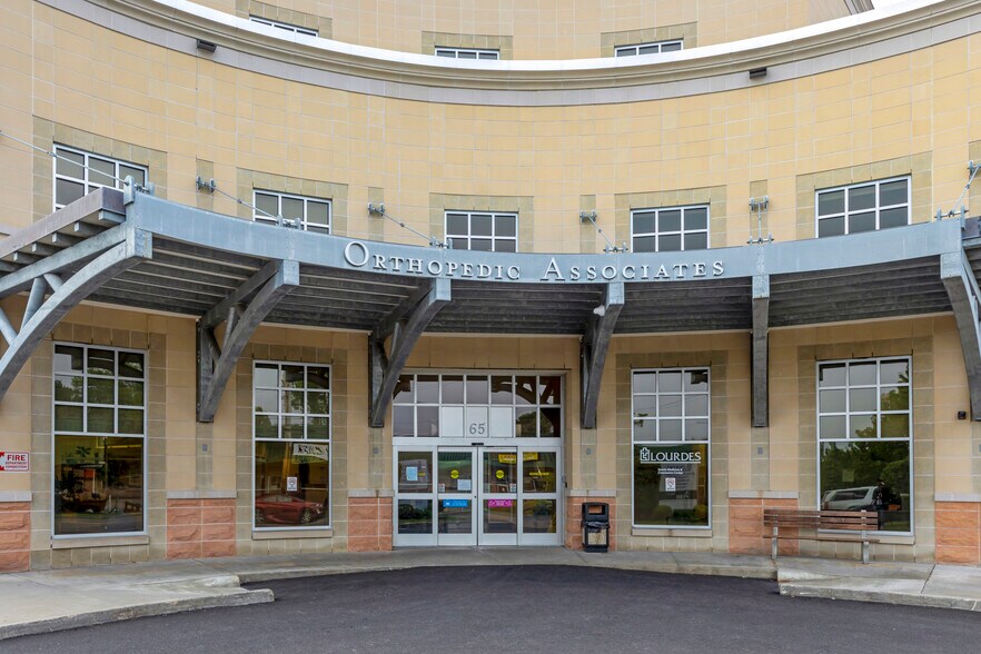 More Photos Of 65 Pennsylvania Ave, Binghamton Medical For Lease