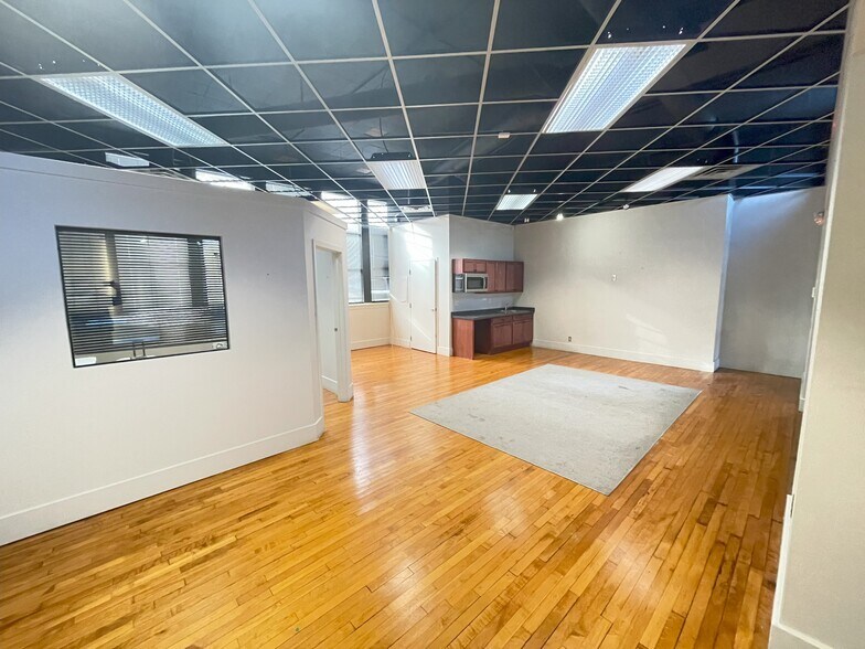 More Photos Of 1330-1336 E 15th St, Tulsa Freestanding For Lease
