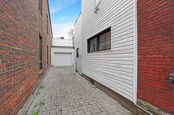 More Photos Of 113 Murray St, Ottawa Office For Sale