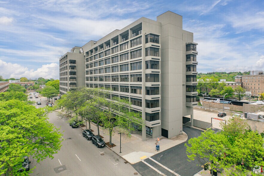 More Photos Of 300-334 Washington St, Newton Office For Lease
