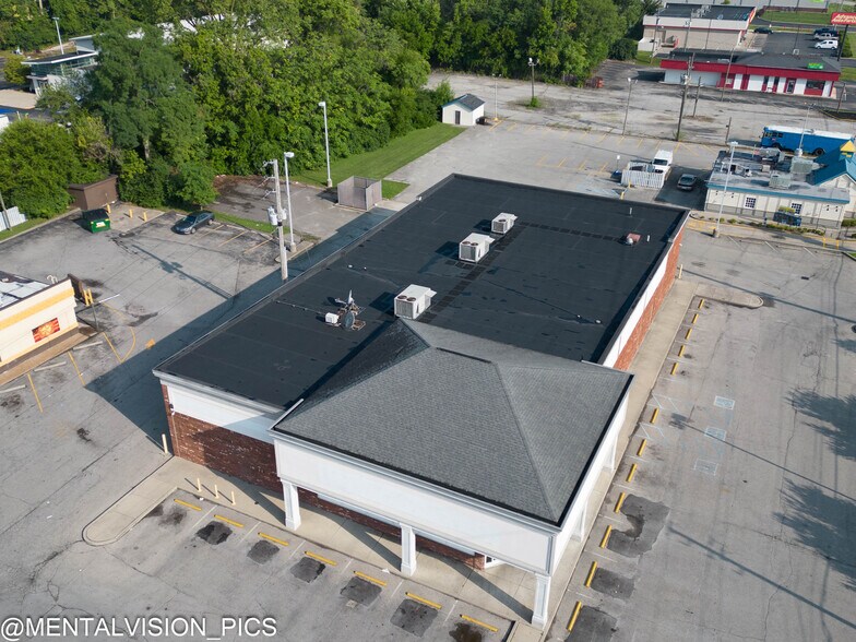 More Photos Of 7202 Michigan Rd, Indianapolis Drugstore For Lease