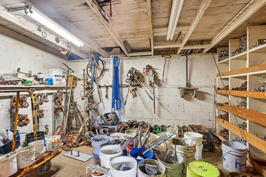 More Photos Of 841 Camden ave, Blackwood Warehouse For Sale