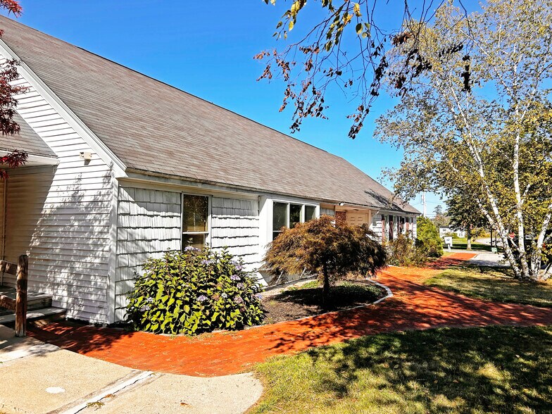 More Photos Of 2 Medical Center Dr, Biddeford Medical For Sale